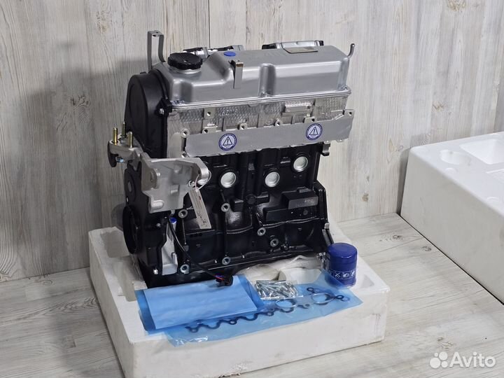 Двигатель Новый 4G18 mitsubishi