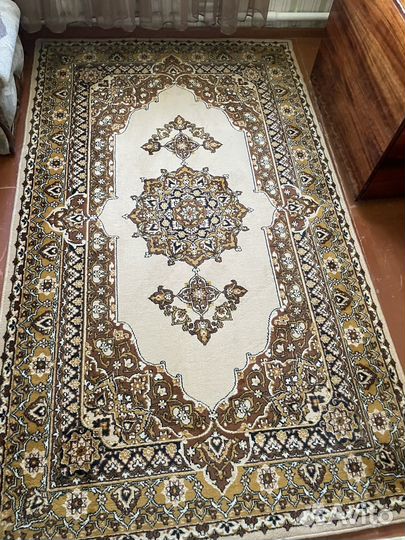 Ковер шерстяной б/у