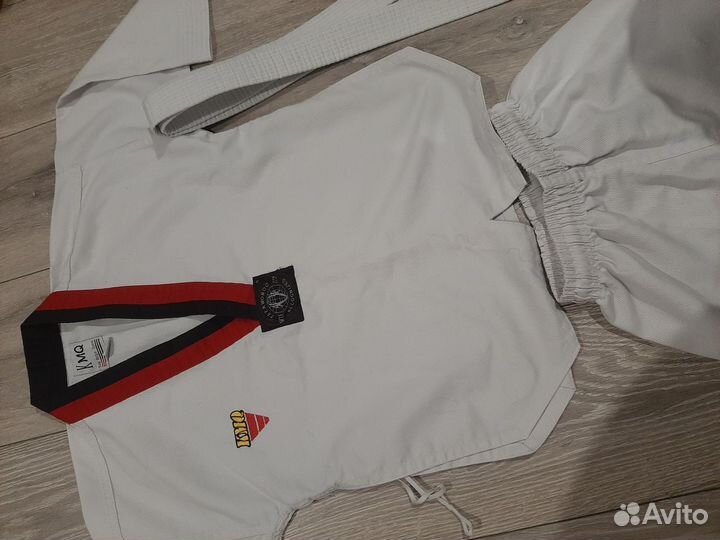 Кимоно 4-6 лет костюм для тхэквондо до 122 рост