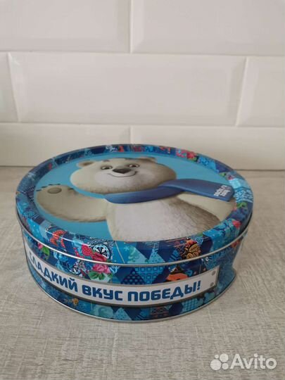 Жестяная коробка