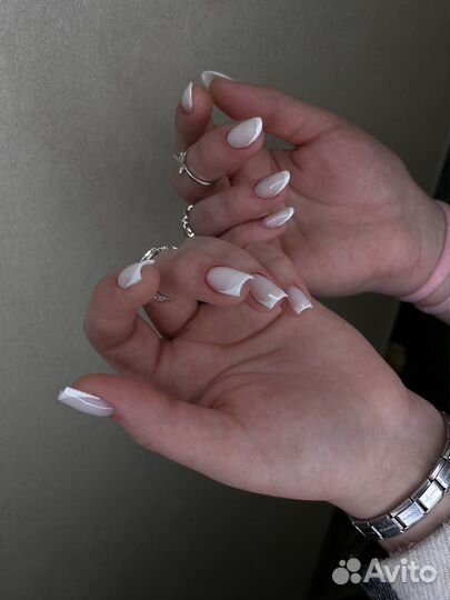 Маникюр, педикюр