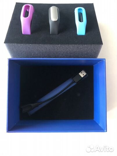 Набор фитнес браслетов Xiaomi Mi Band 1