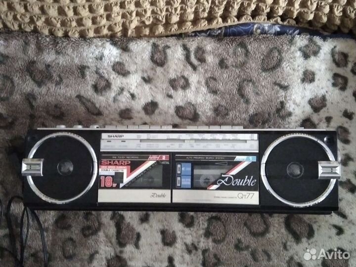 Кассетный магнитофон sharp