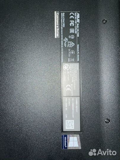 Ноутбук asus
