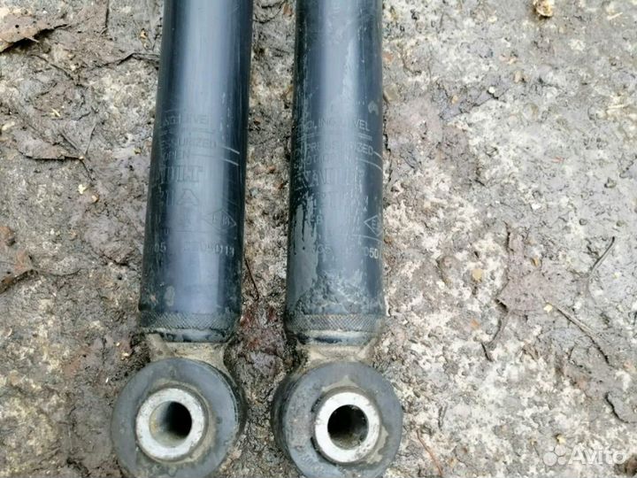 Рено Логан задние амортизаторы