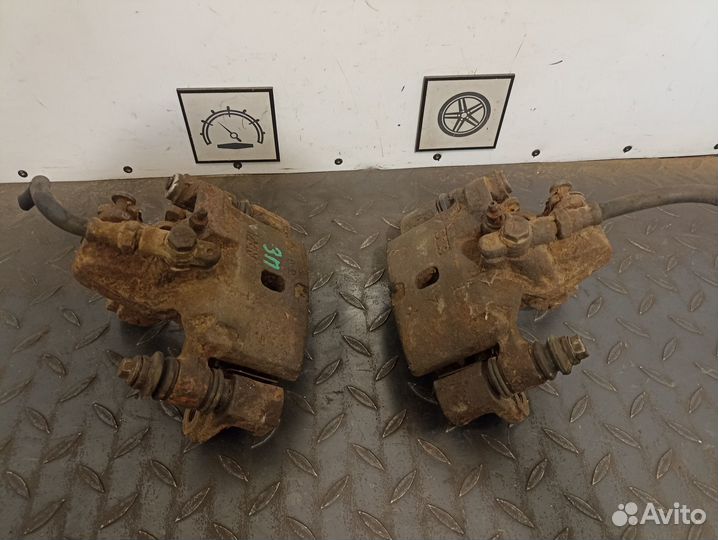 Суппорт тормозной задний для Mitsubishi Pajero 1