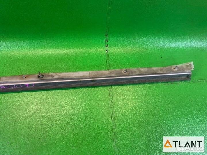 Полозья для сдвижной двери левый nissan caravan