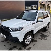 ВАЗ (LADA) Niva Travel 1.7 MT, 2023, 5 100 км, с пробегом, цена 1 450 000 руб.