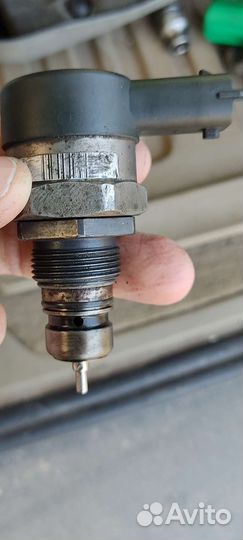 Регулятор давления топлива