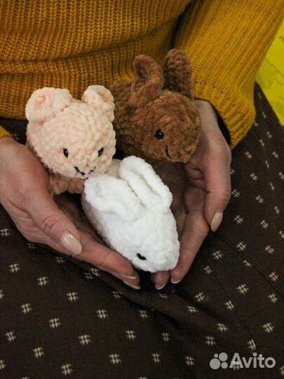 Вязаный зайка