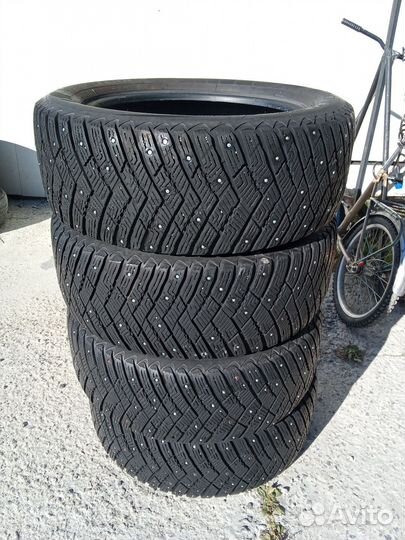 Goodyear UltraGrip 255/55 R19