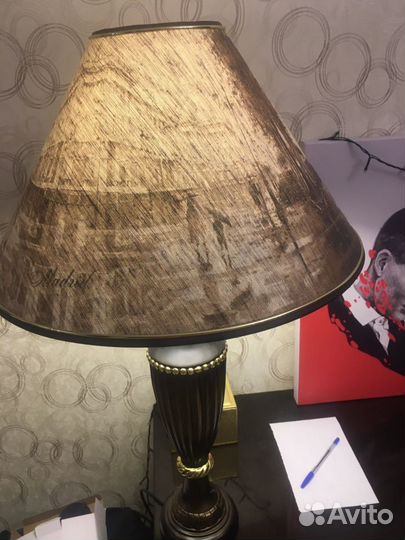 Лампа настольная