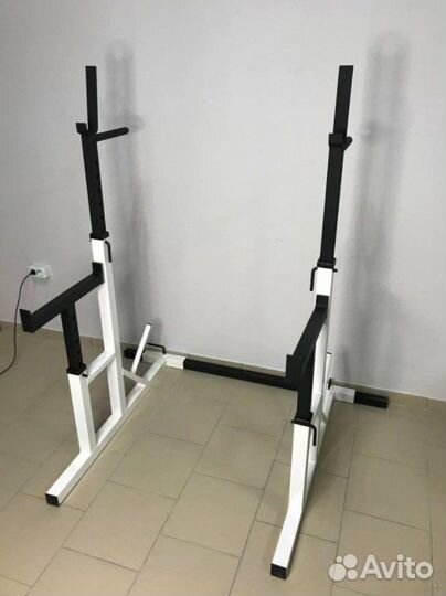 Стойка для штанги с подстраховкой