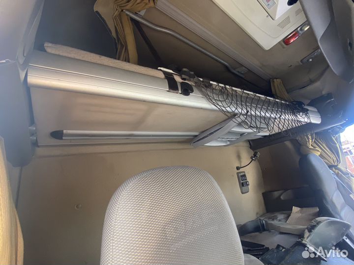 Запчасти на Кабину Daf 105