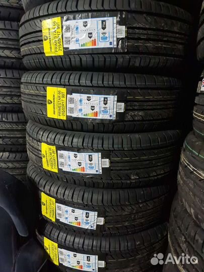 Roadmarch PrimeStar 66 215/65 R17