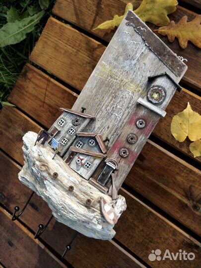 Ключница настенная