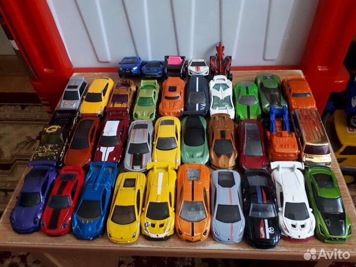 Машинки хот вилс (hot wheels)