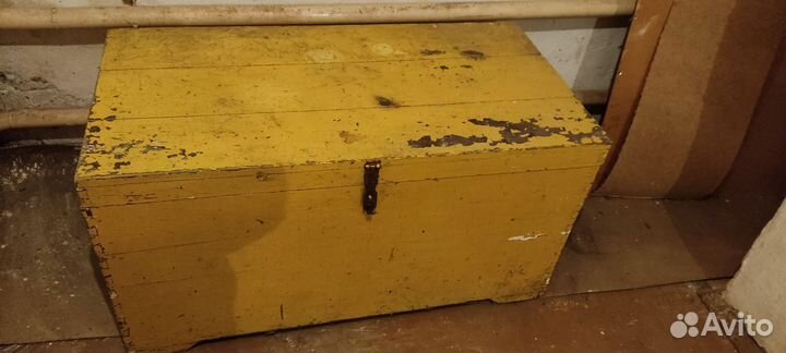 Сундук деревянный старинный
