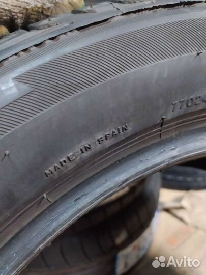 Bridgestone Turanza T001 215/55 R17