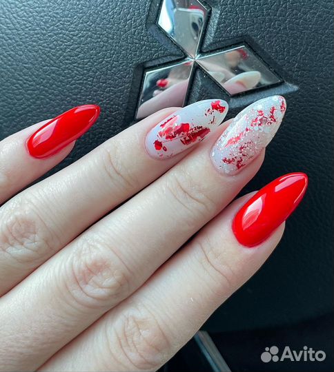 Маникюр, педикюр