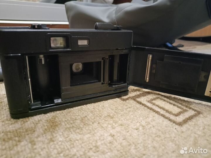 Фотоаппарат эликон 35см