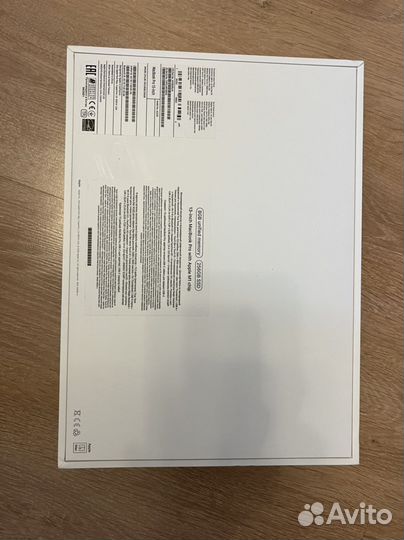 Macbookpro 17,1 2020 M1 8гб