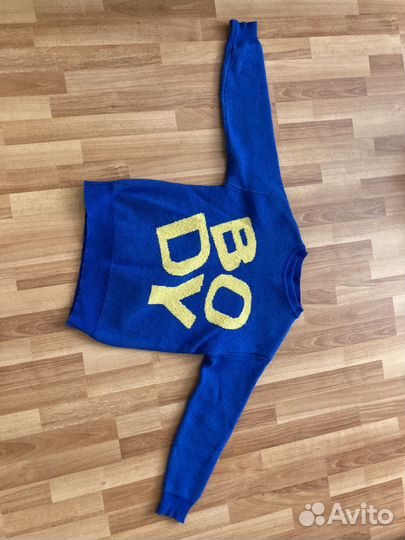 Свитер женский