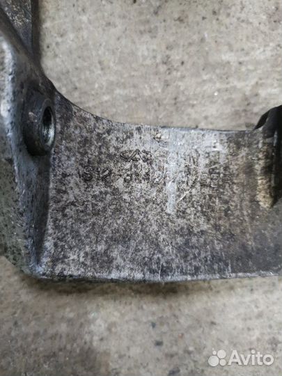 Кронштейн компрессора кондиционера Chery Qq6 S21