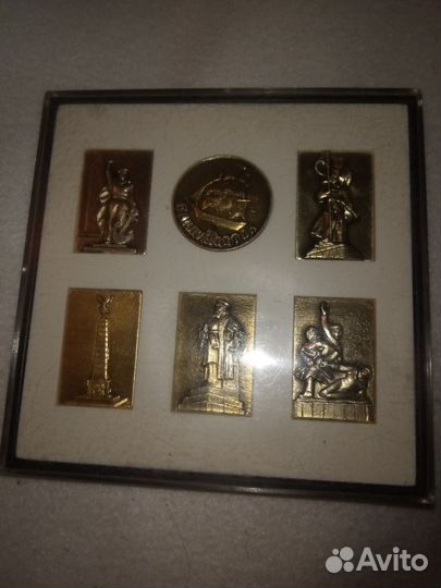 Набор сувенирных значков владивосток СССР