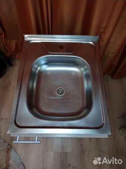 Раковина с тумбой, мойка