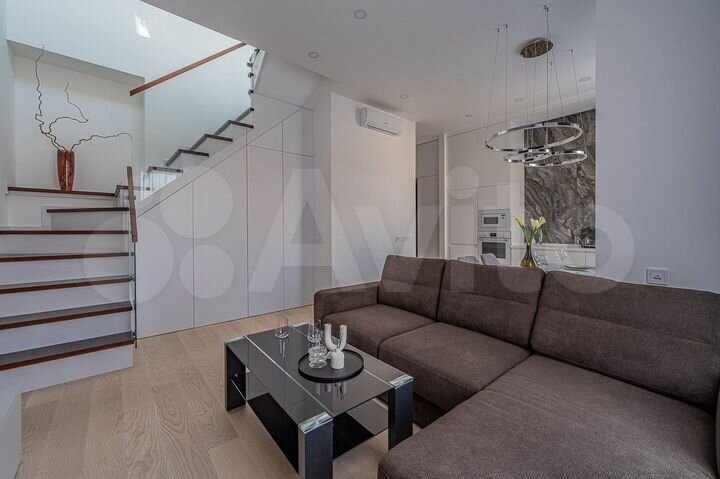 1-к. квартира, 120 м², 9/10 эт.