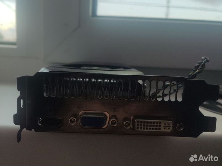 Видеокарта asus GeForce GTX 550ti