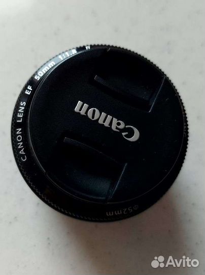 Зеркальный фотоаппарат canon 1200d