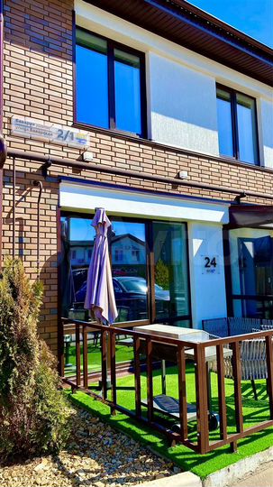 4-к. квартира, 113,7 м², 1/2 эт.