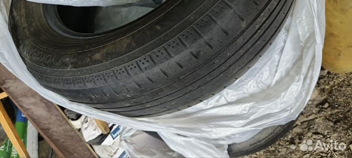 Yokohama BluEarth AE50 215/65 R17 99