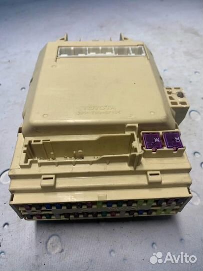 Блок предохранителей 82730-48761