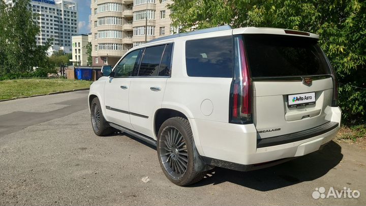 Cadillac Escalade 6.2 AT, 2016, 107 000 км