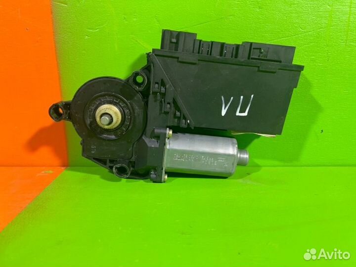 Мотор стеклоподъемника передний левый Volkswagen