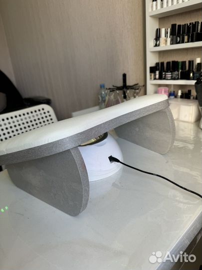 Подставка для рук маникюрная