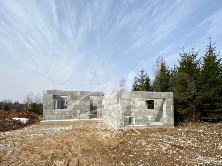 Дом 177,9 м² на участке 10 сот.