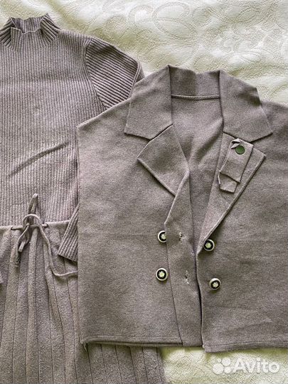 Платье 44 размер