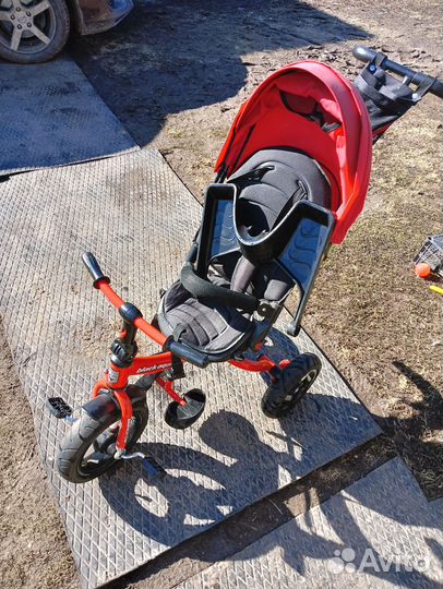 Детский трехколесный велосипед