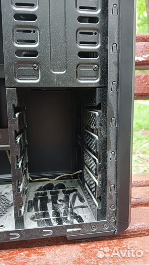 Продам игровой корпус zalma z9 plus