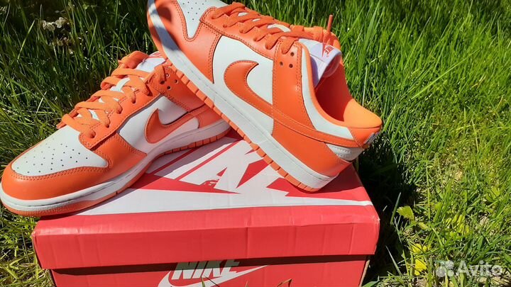 Nike sb dunk low laser orange