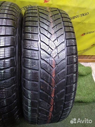 Goodyear UltraGrip Performance Gen-1 235/60 R18 107H