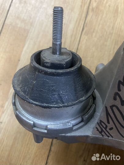Подушка audi a6 c5 гидравлическая