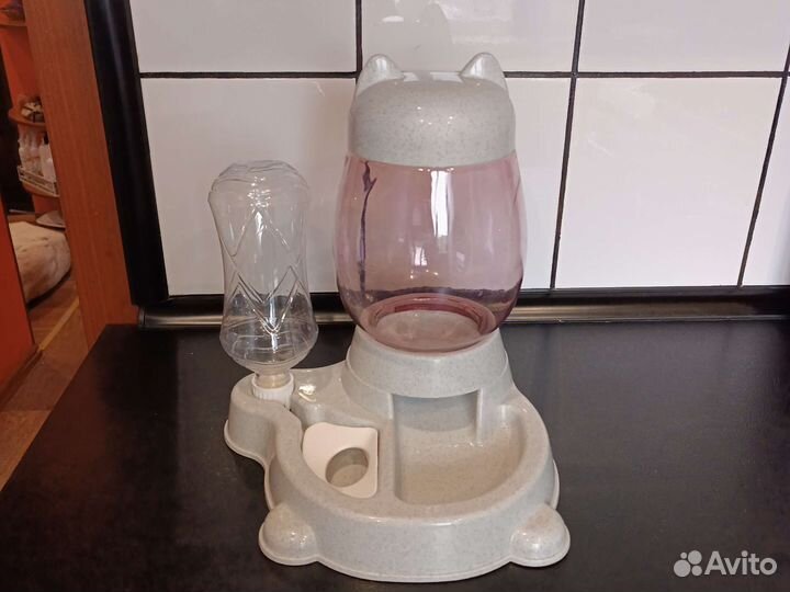 Кормушка и поилка автоматическая для котика