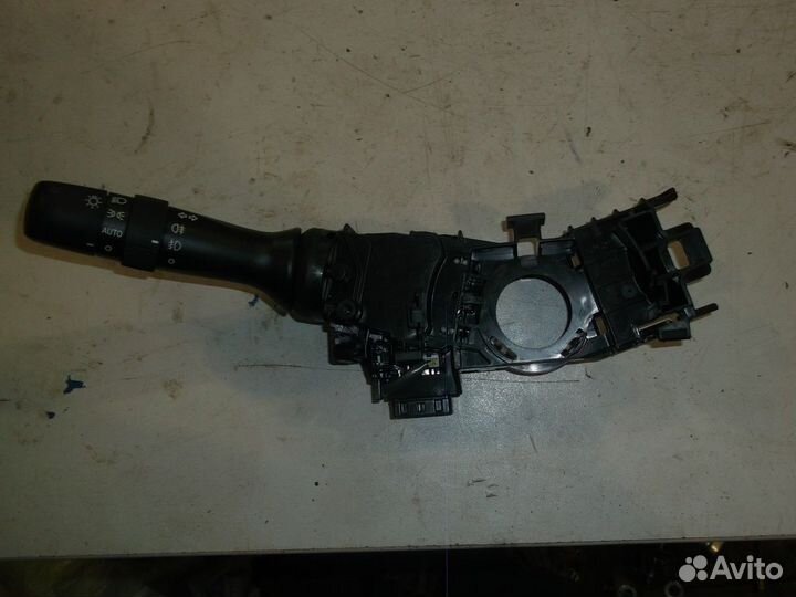 Переключатель поворотов (Lexus RX)