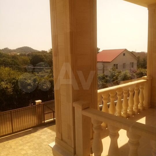 Дом 360 м² на участке 5,6 сот.