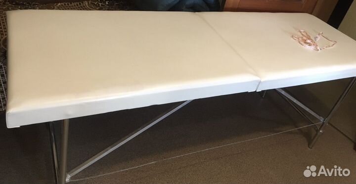 Кушетка для наращивания ресниц